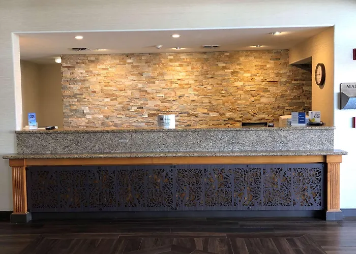 Western A Wayfarer's Inn&suites Kingman