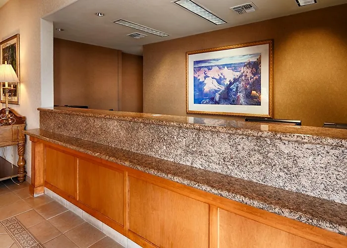 Western A Wayfarer's & Hotel 3*