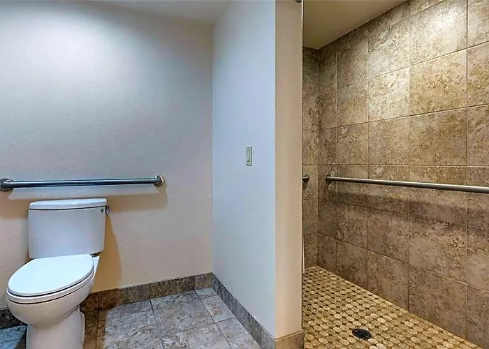 Western A Wayfarer's & Hotel 3*